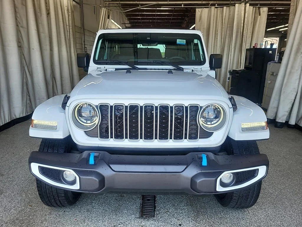 Used 2024 White Jeep Sahara 4xe image 13