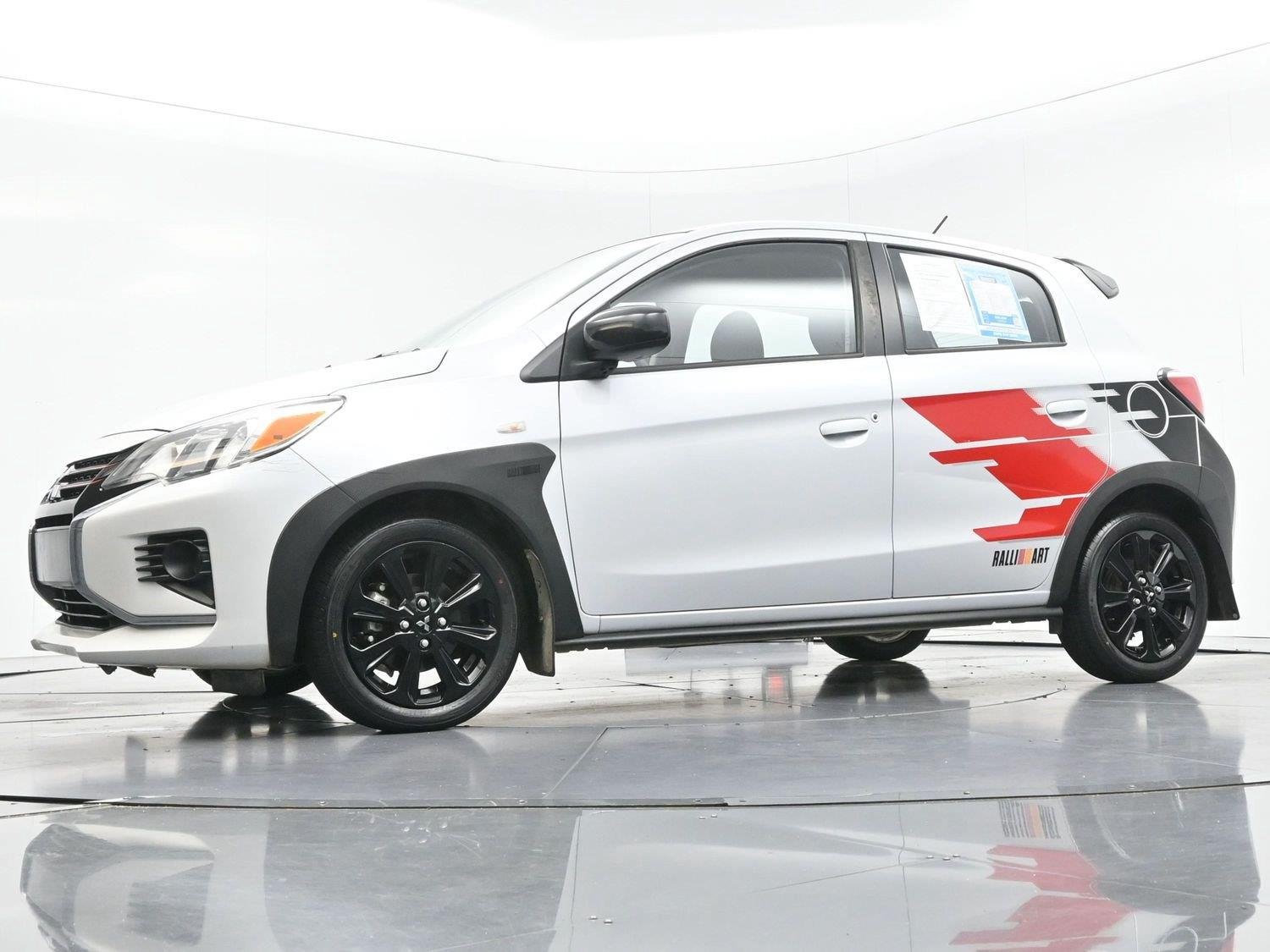 Used 2024 White Diamond w/Black Roof Mitsubishi Ralliart image 40