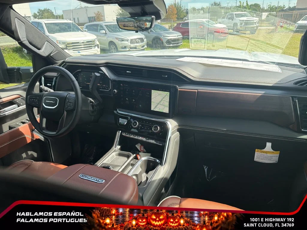 New 2026 Glacier White Tricoat GMC Denali Ultimate image 32