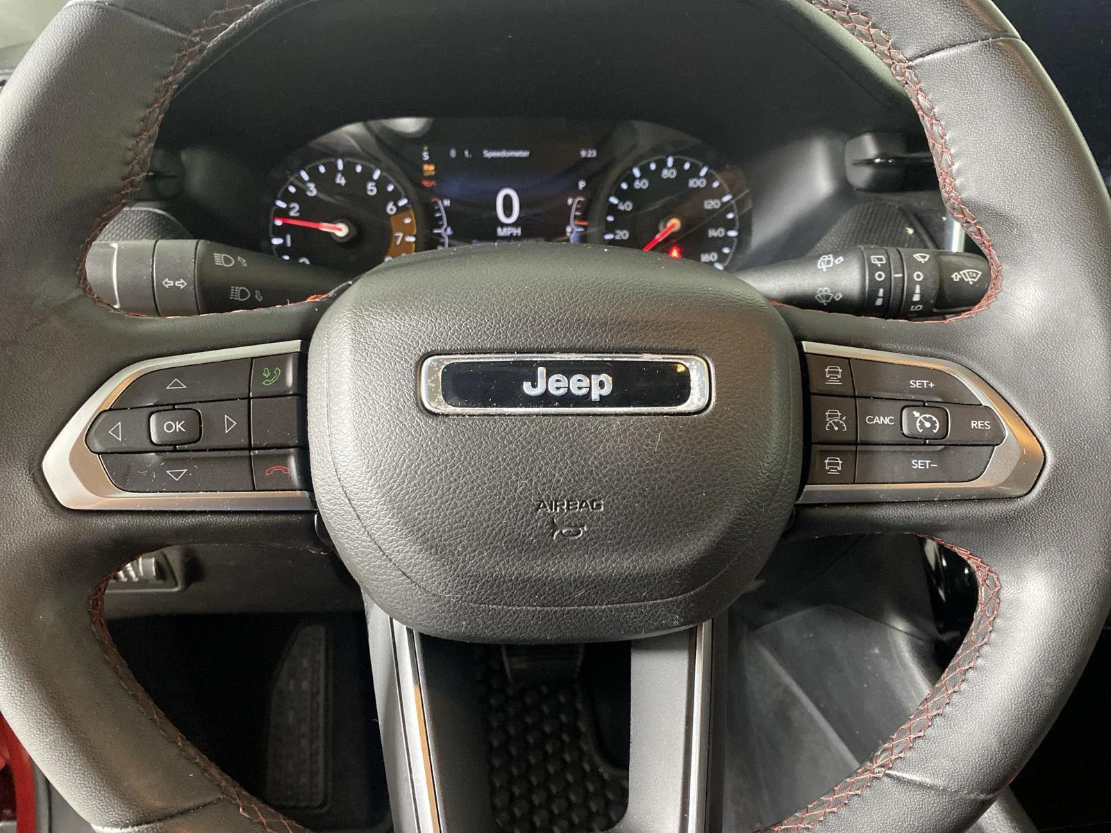 Used 2024 Red Hot Pearlcoat Jeep Trailhawk image 15
