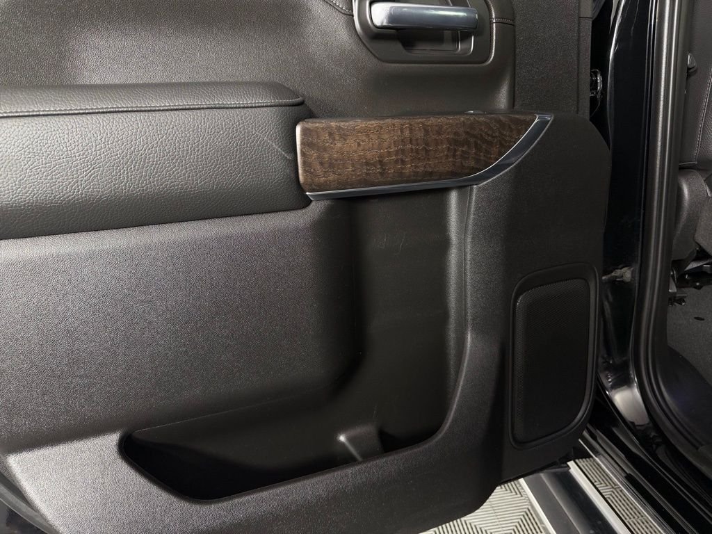 Used 2023 Black GMC Denali image 28