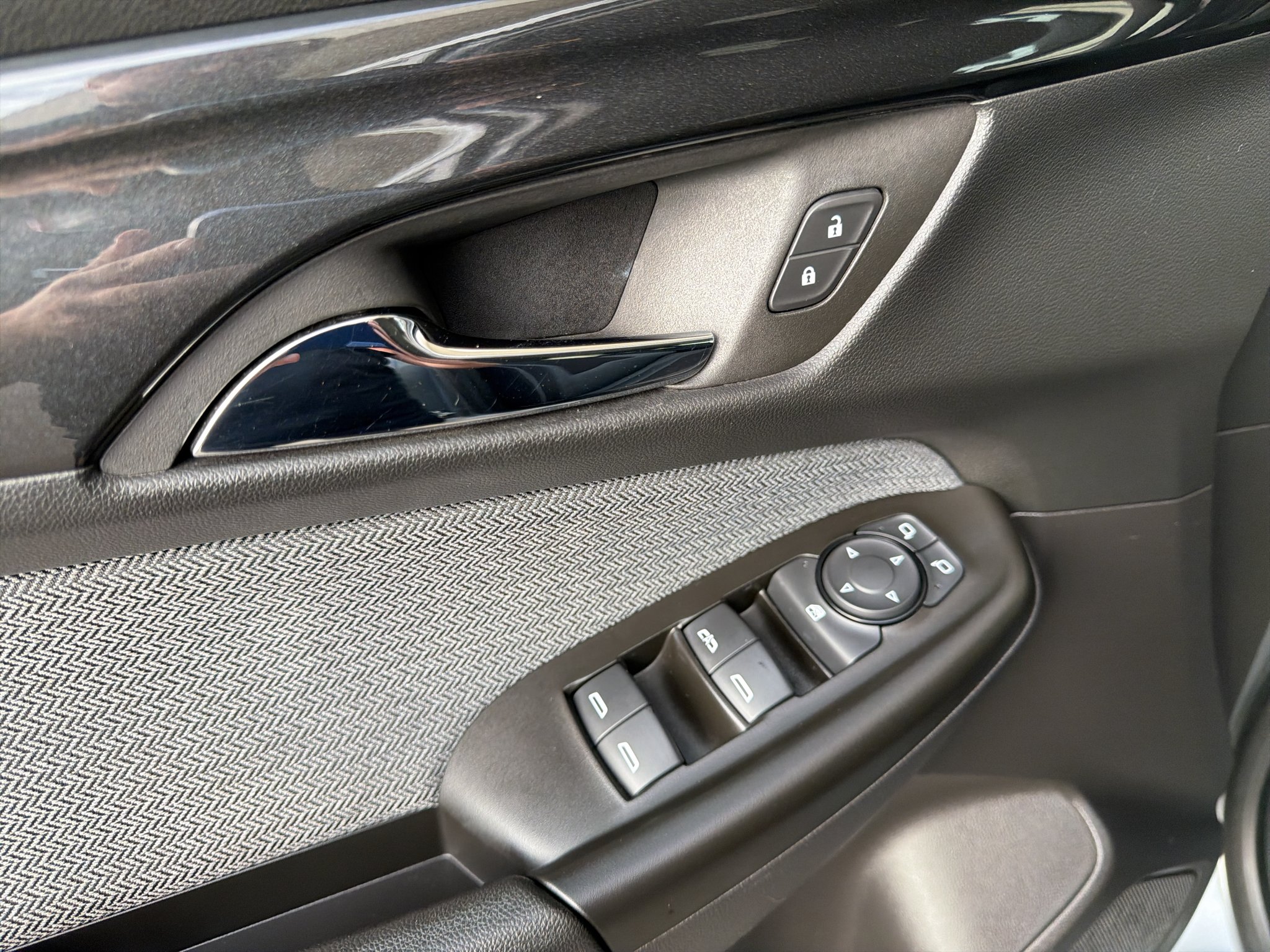 Used 2025 Sterling Gray Metallic Chevrolet LT image 16