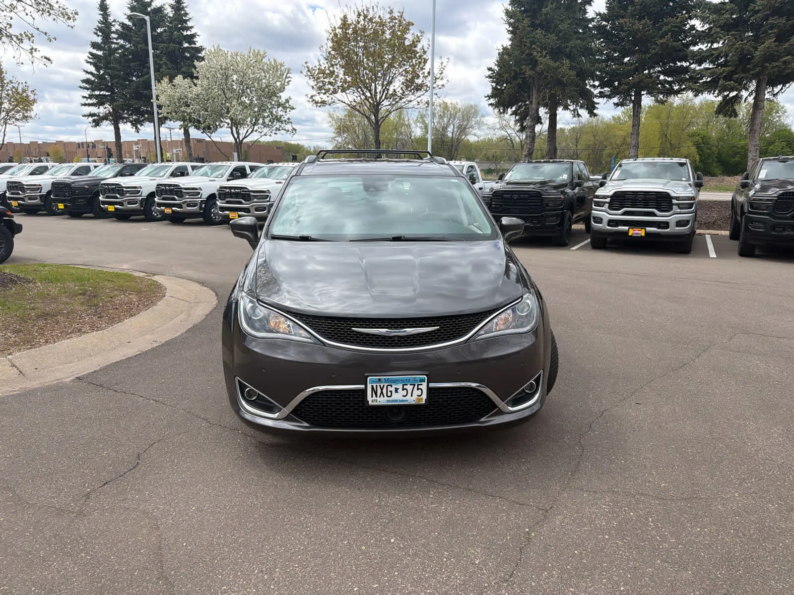 Used 2017 Chrysler Pacifica Touring-L Plus with VIN 2C4RC1EG6HR501907 for sale in Brooklyn Park, Minnesota