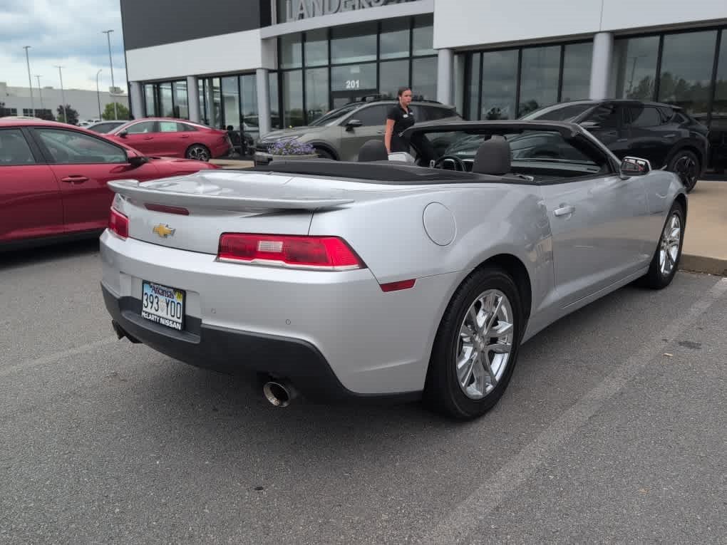Used 2015 Silver Ice Metallic Chevrolet LT image 5