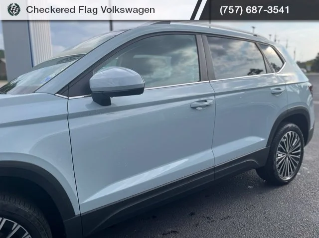 Used 2025 Monument Gray Volkswagen 1.5T SE image 3