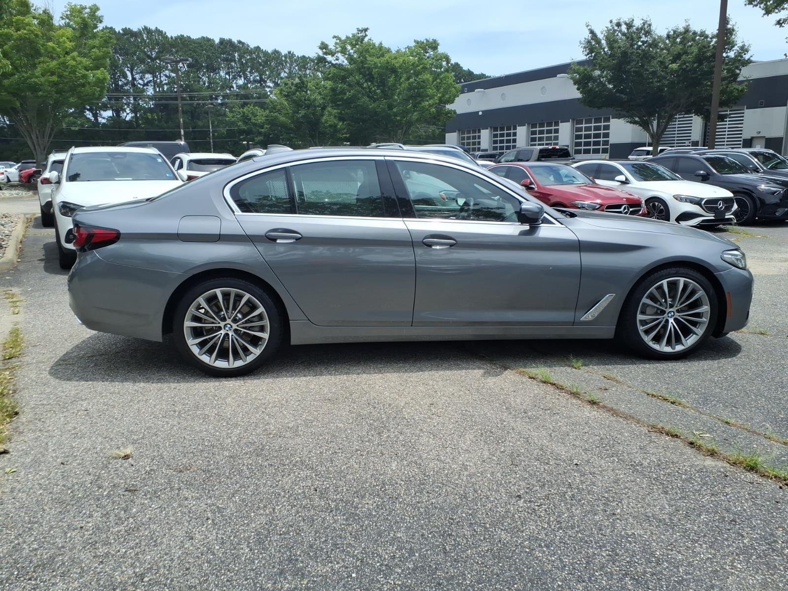 Used 2023 Skyscraper Gray Metallic BMW 530i image 5