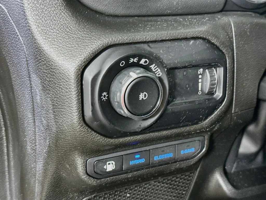 Used 2023 Gray Jeep Sahara 4xe image 12