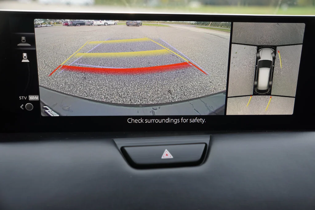 Used 2024 Gray Mazda Premium Plus AWD image 39