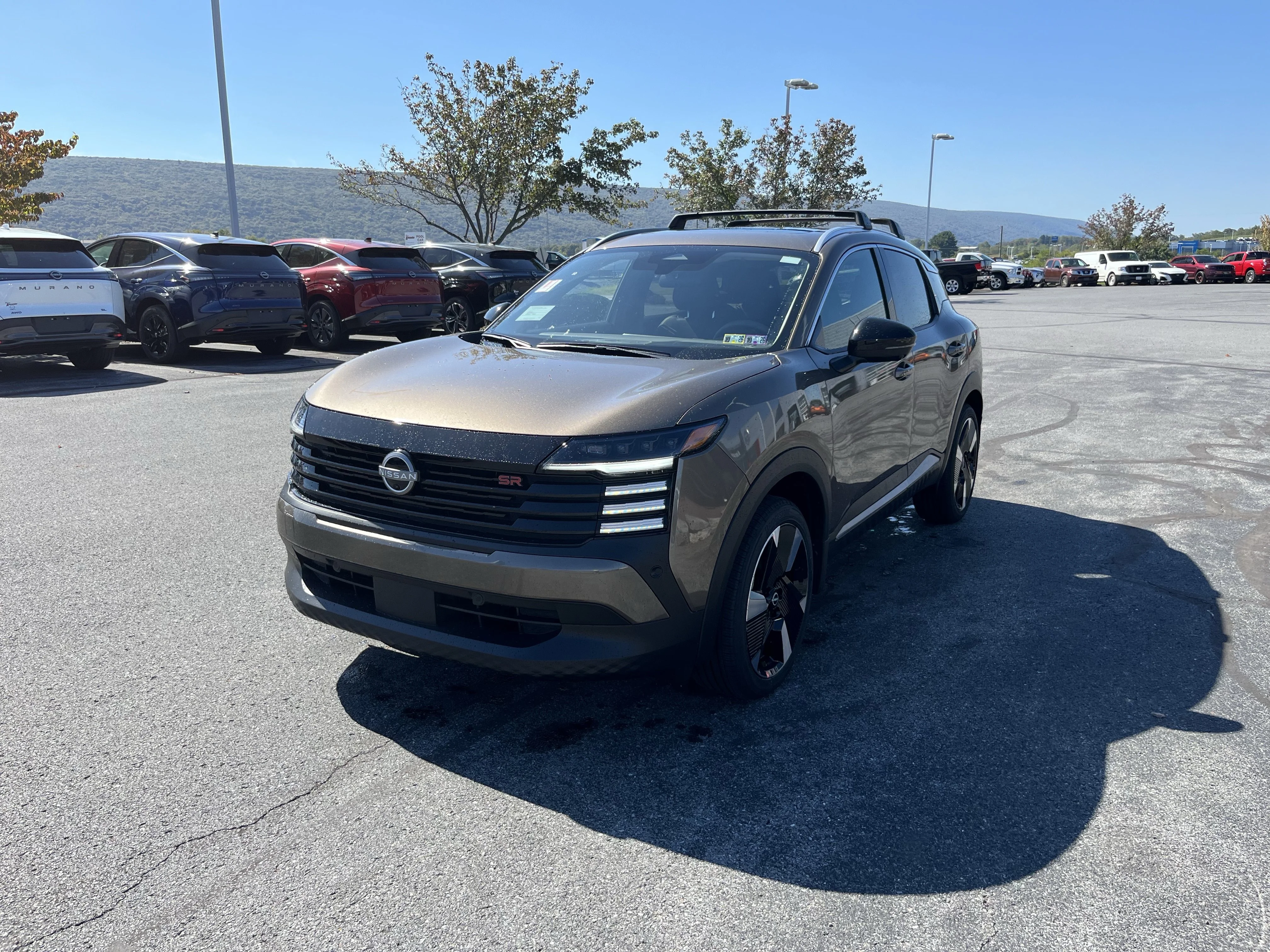 New 2026 Canyon Bronze Metallic Nissan SR image 8