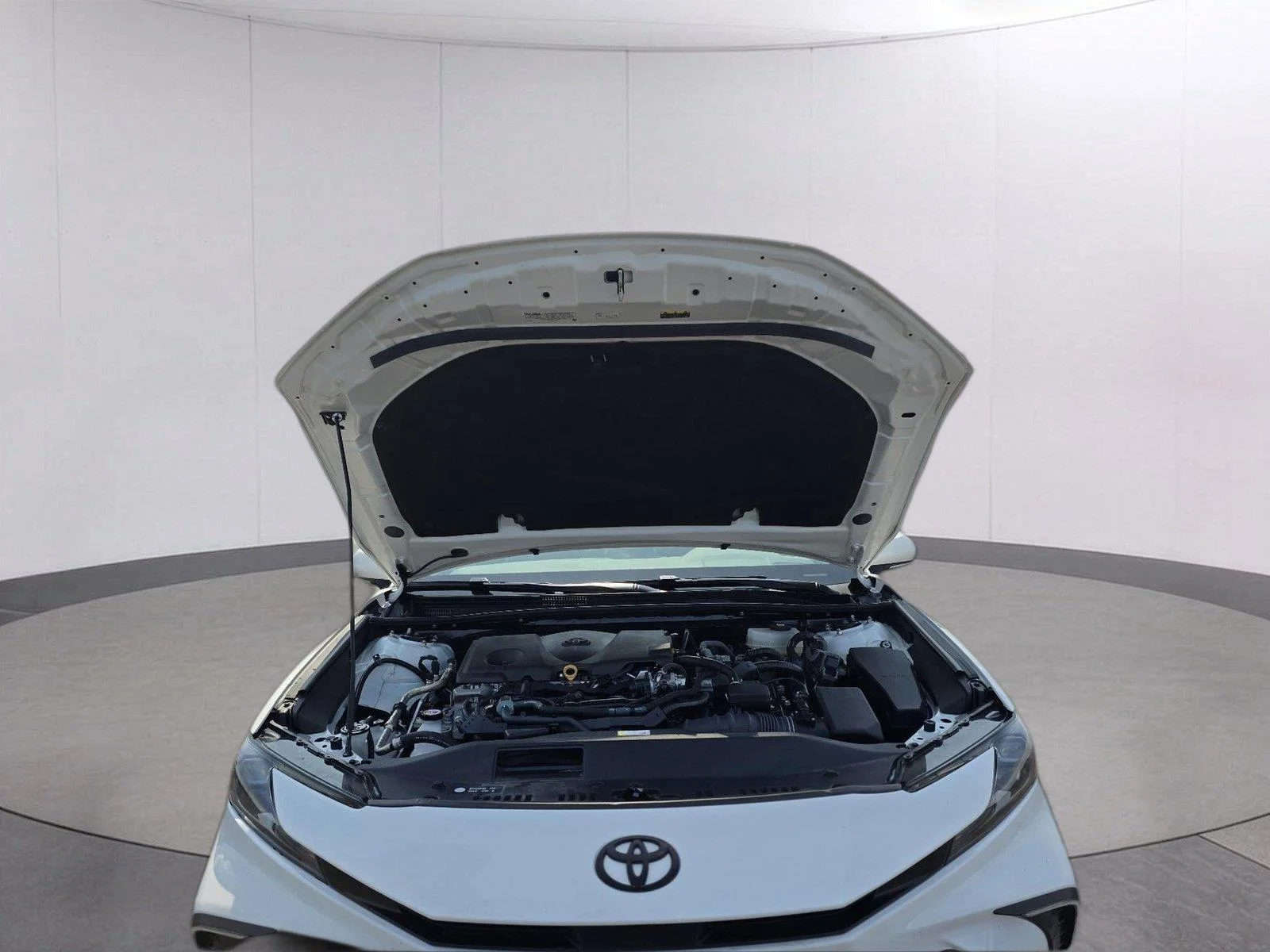 Used 2025 Ice Cap Toyota SE image 34