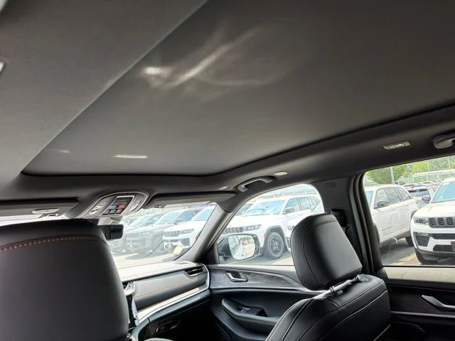 New 2026 Silver Jeep  image 8