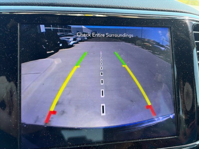 Used 2019 Gray Jeep Limited image 9