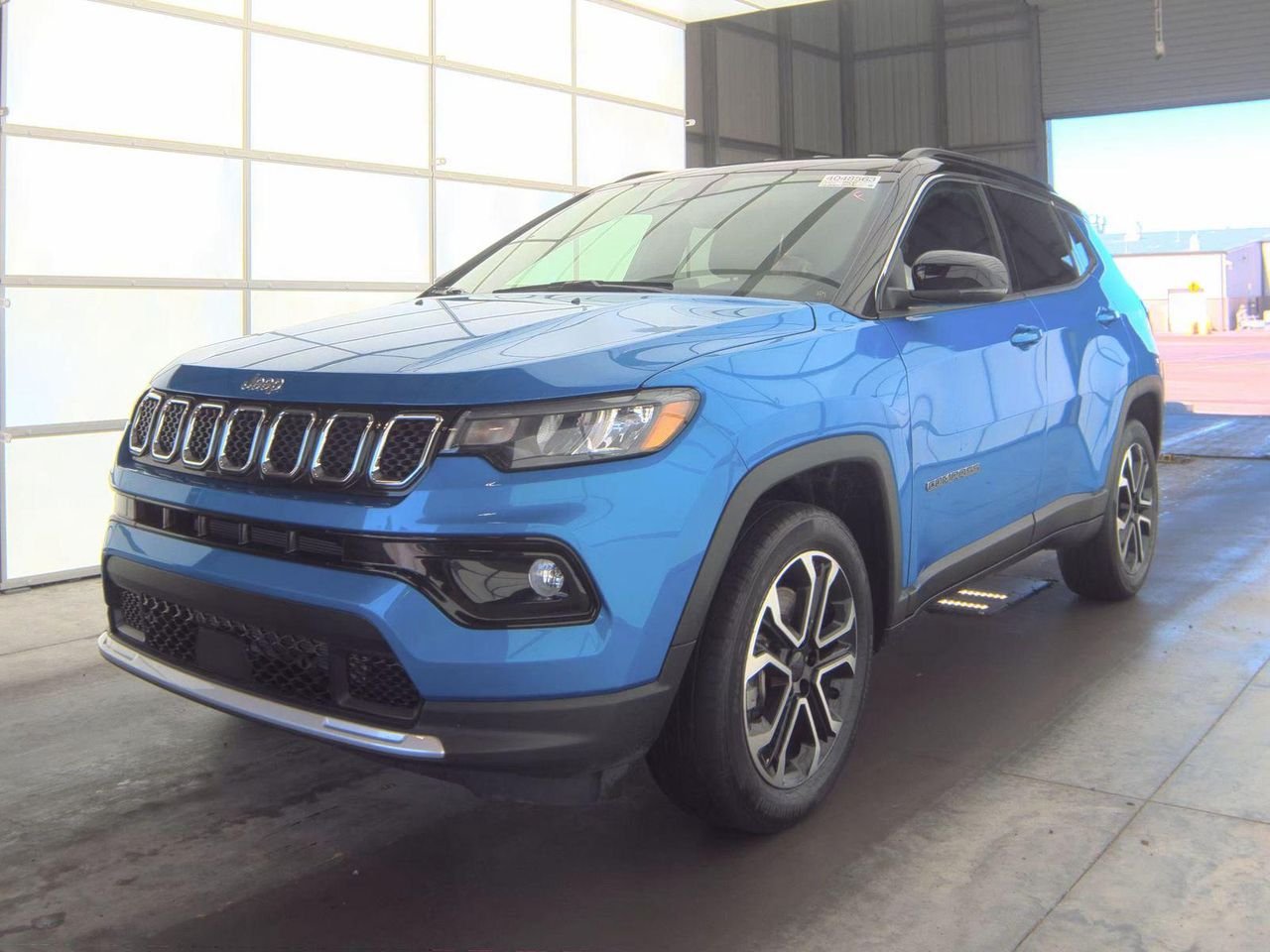 2023 Jeep Compass Limited 4X4's photo