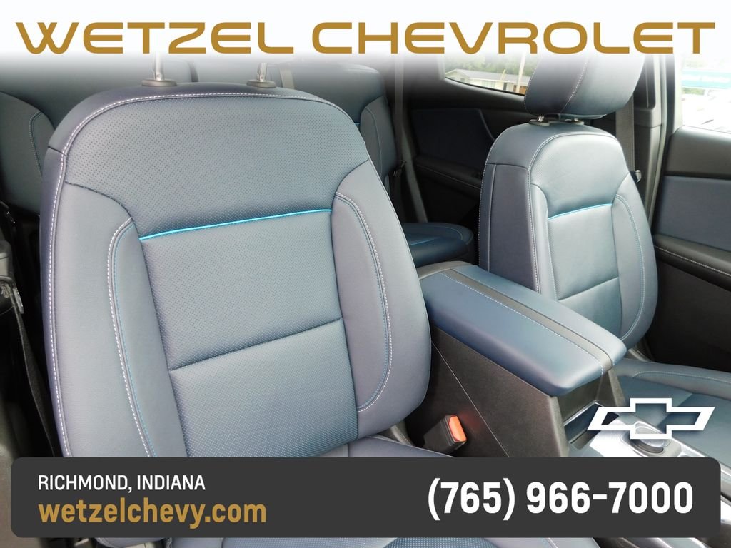 Used 2025 Gray Chevrolet RS image 20