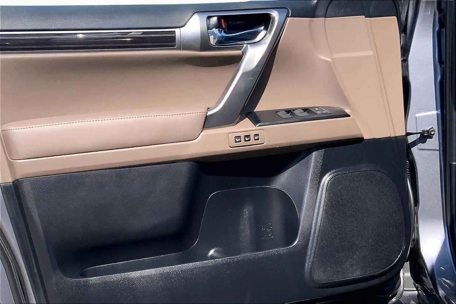 Used 2023 Nebula Gray Pearl Lexus Premium image 22