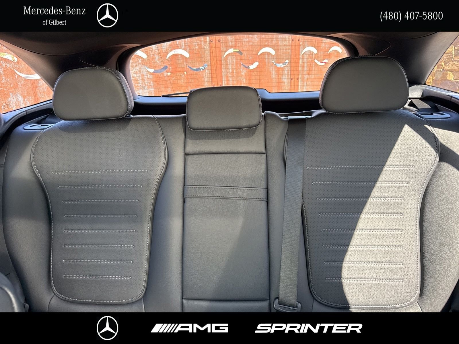 Used 2025  Mercedes-Benz GLC 300 image 16