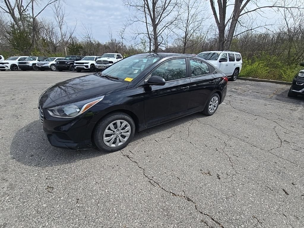 Used 2022 Hyundai Accent SE with VIN 3KPC24A62NE174796 for sale in Kansas City