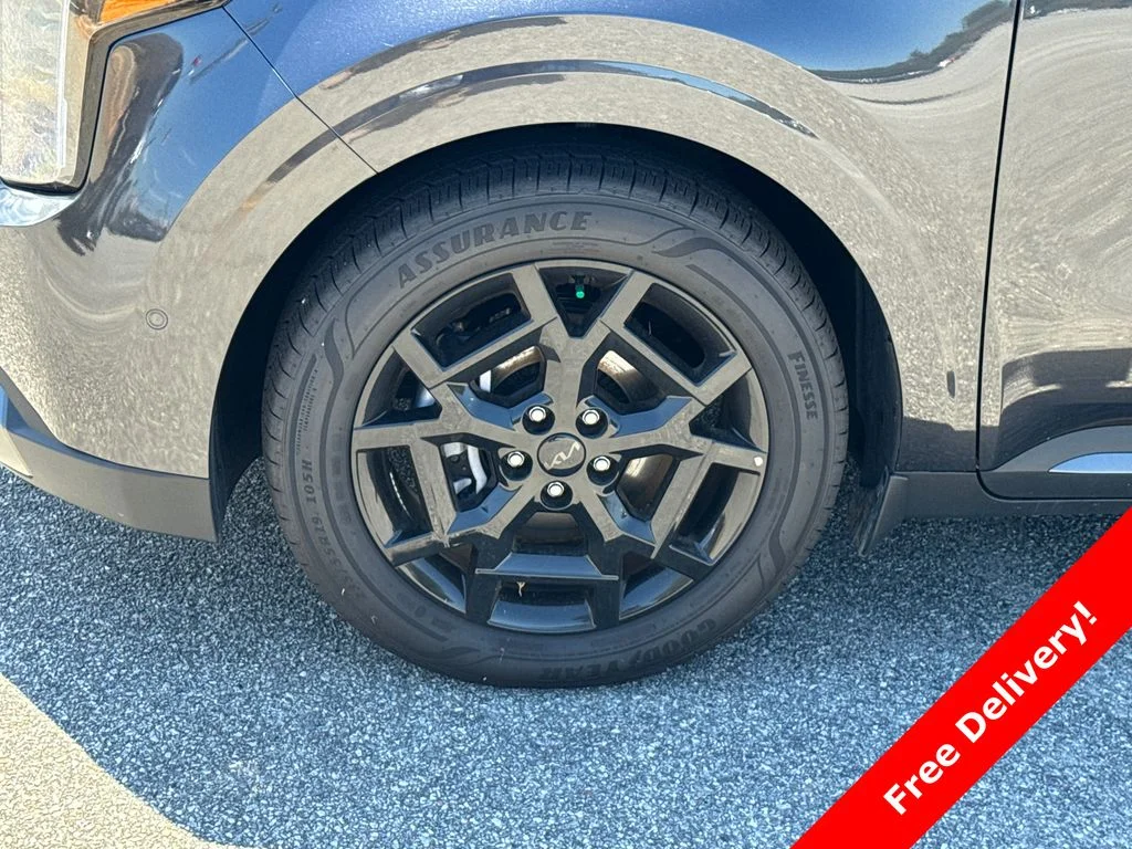 2025 Kia Carnival SX Prestige - Photo 11