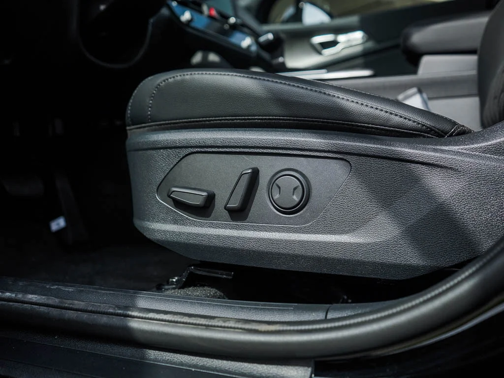 New 2026 Ebony Black Kia X-Line AWD image 19