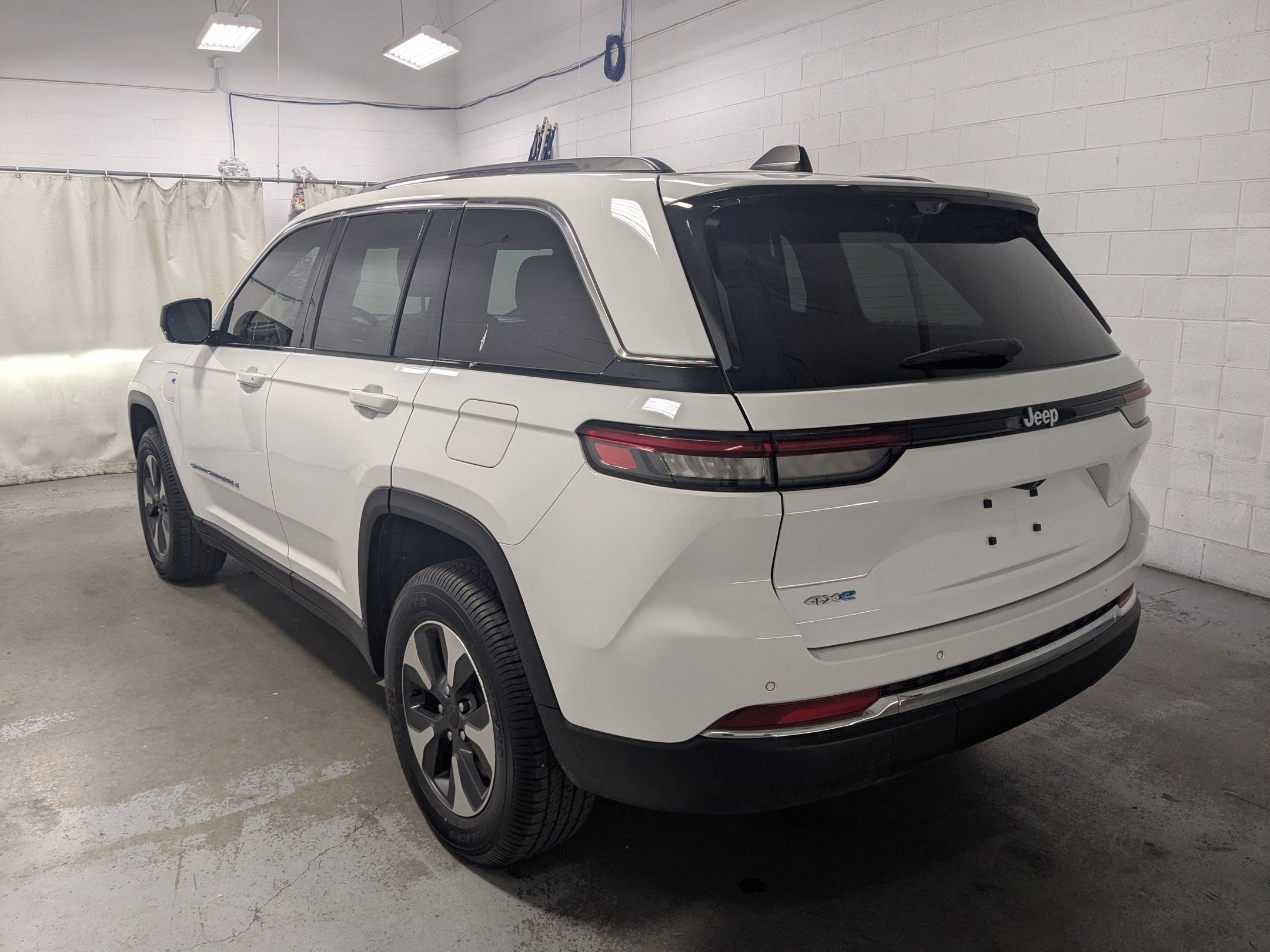 Used 2022 Bright White Clearcoat Jeep 4xe image 7