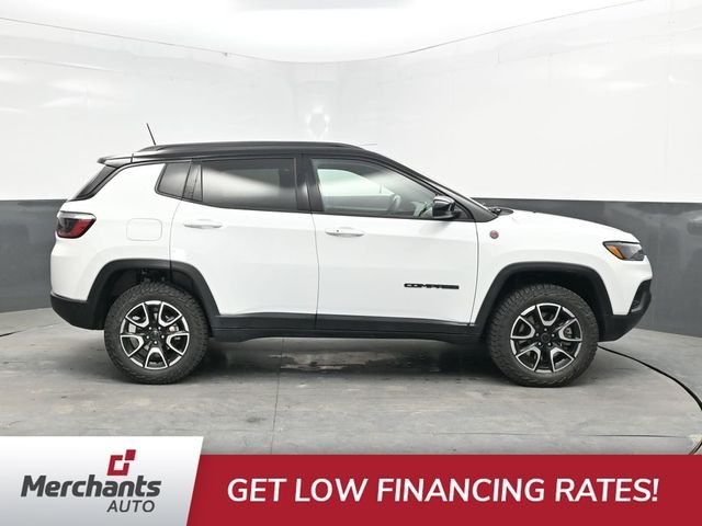 2025 Jeep Compass Trailhawk - Photo 9