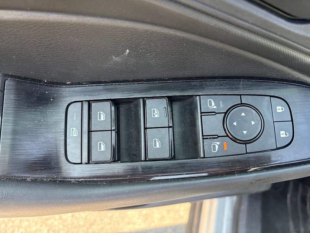 Certified Used 2024 Silver Nissan S image 12