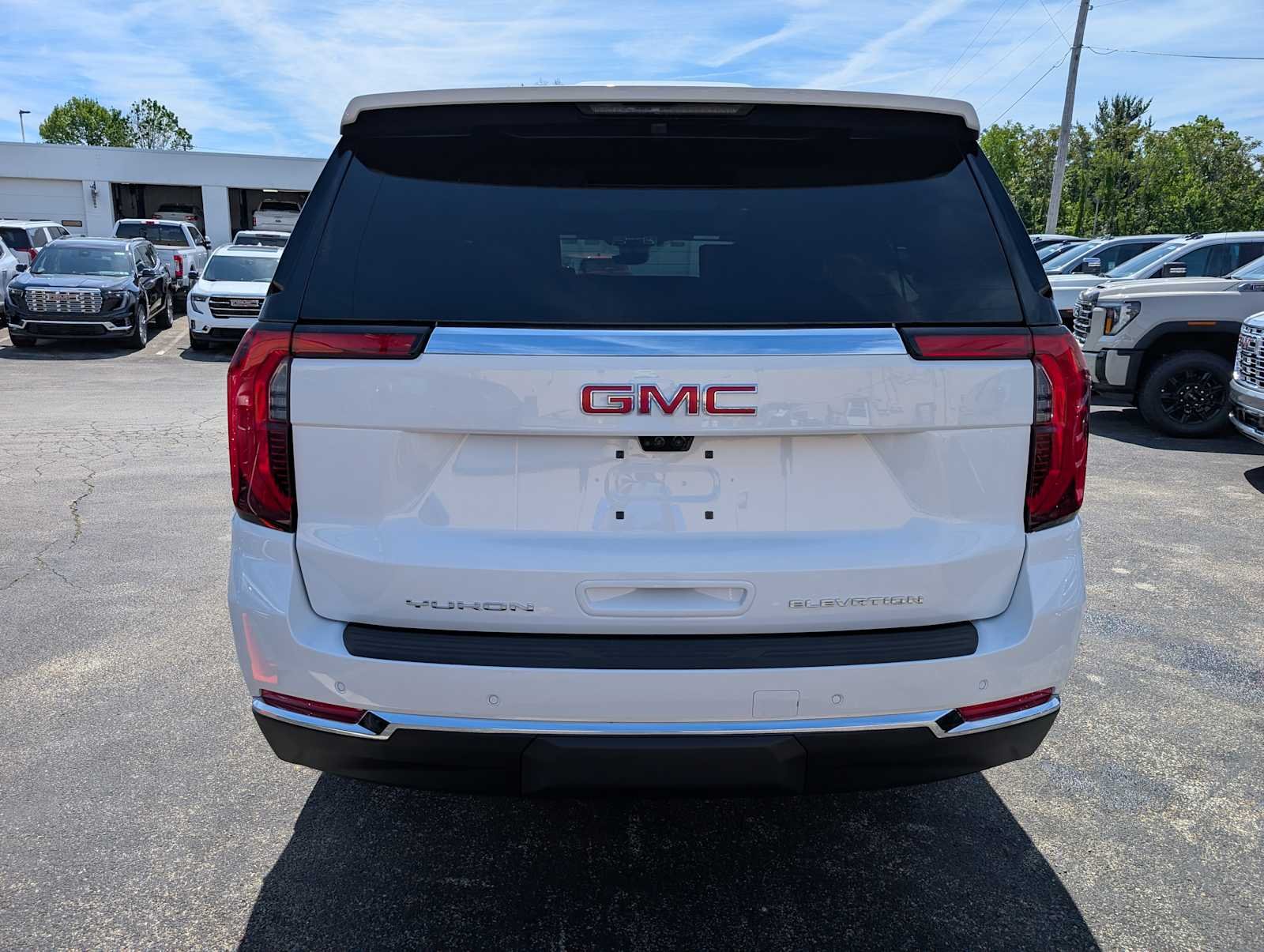 2026 GMC Yukon XL Elevation - Photo 9