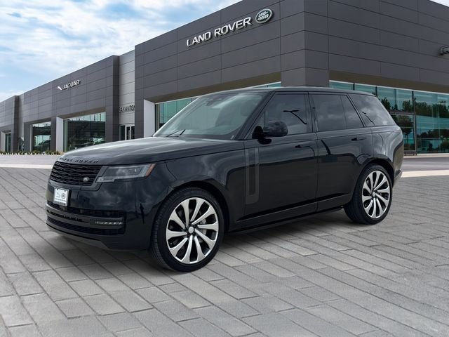 2025 Land Rover Range Rover SE