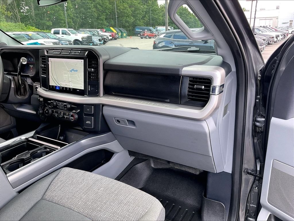Used 2024 Carbonized Gray Metallic Ford XLT image 12