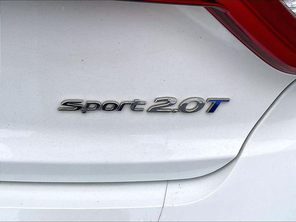 Used 2015 Quartz White Pearl Hyundai Sport 2.0T image 27