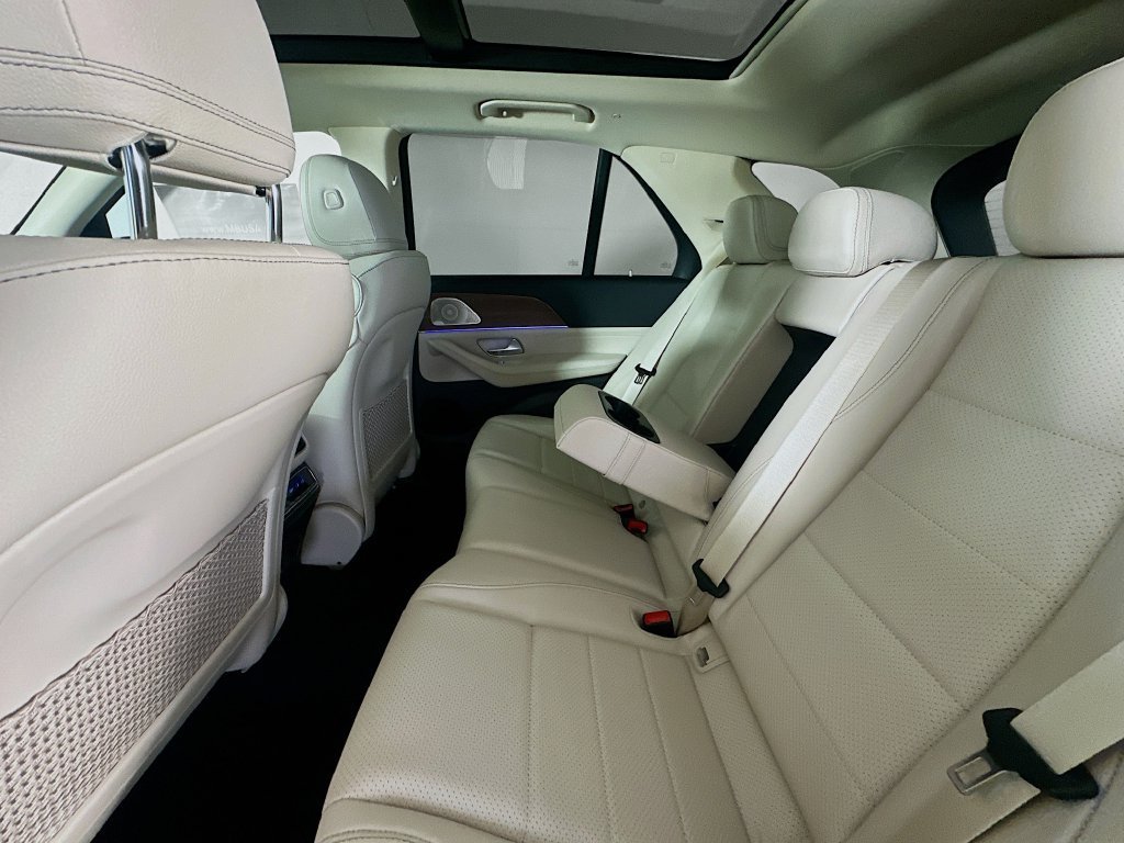 New 2026 Polar White Mercedes-Benz GLE 450 image 57