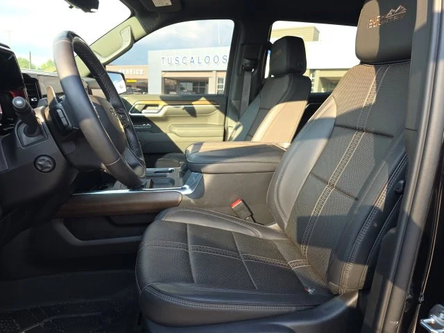 Used 2026 Black Chevrolet High Country image 6