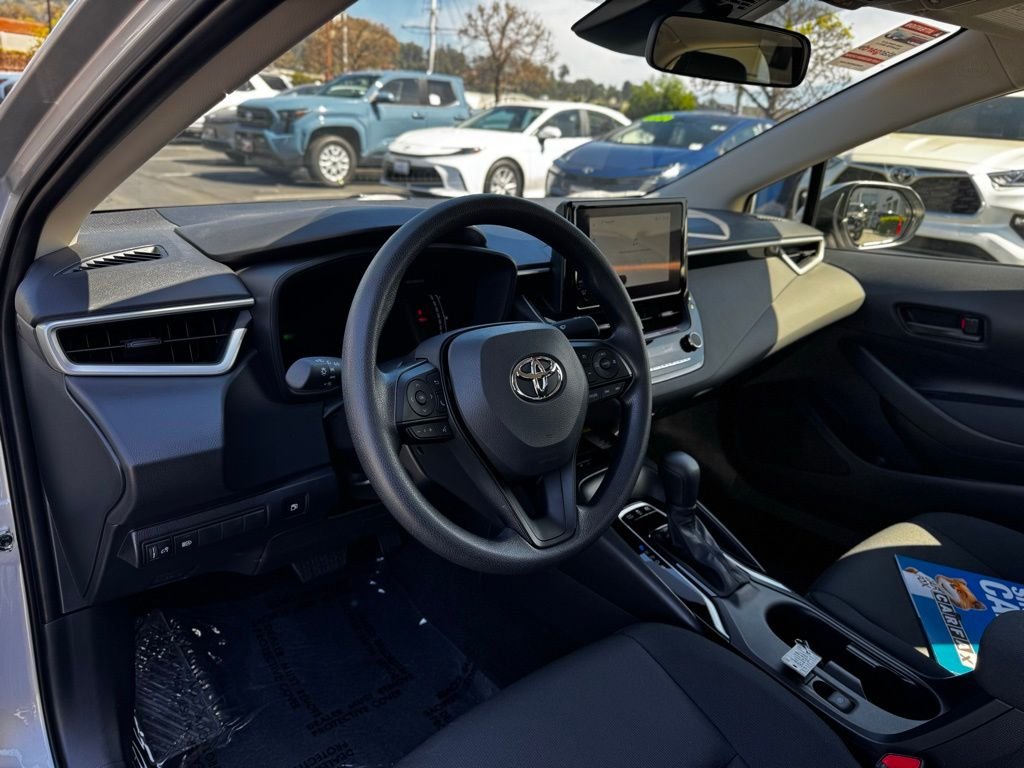 2026 Toyota Corolla LE - Photo 6