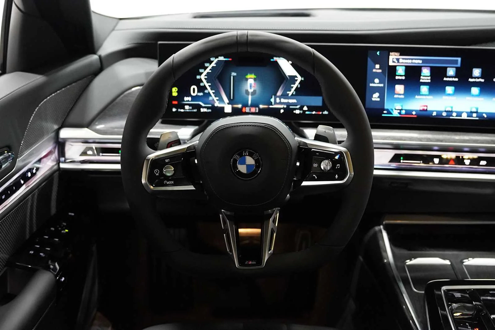 New 2026 Mineral White Metallic BMW 760i xDrive image 13
