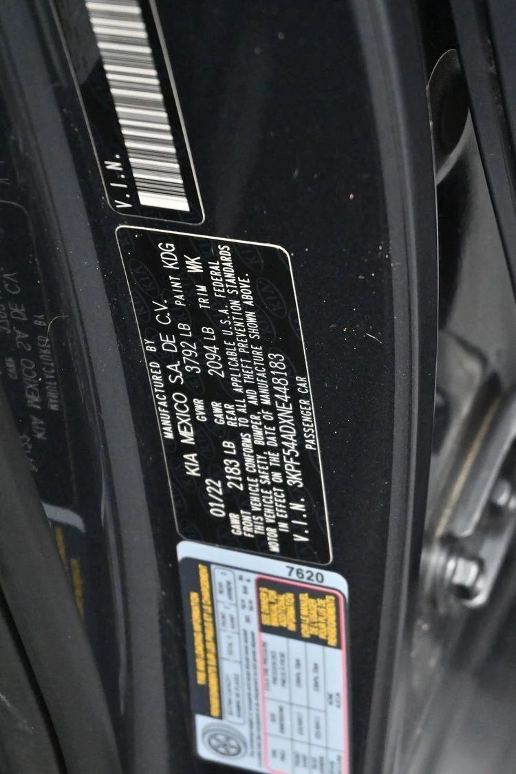 Used 2022 Gravity Gray Kia GT-Line image 35