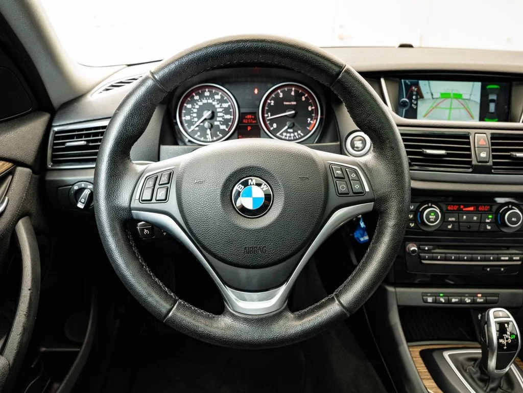 Used 2015 Glacier Silver Metallic BMW xDrive28i image 40