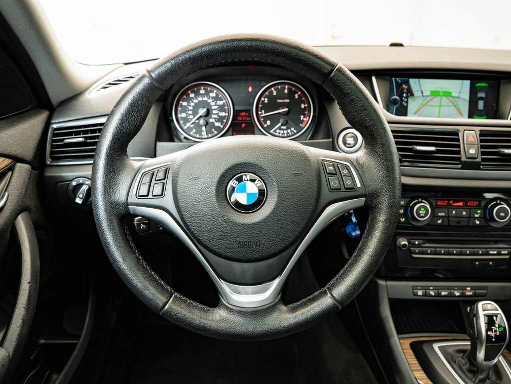 Used 2015 Glacier Silver Metallic BMW xDrive28i image 40