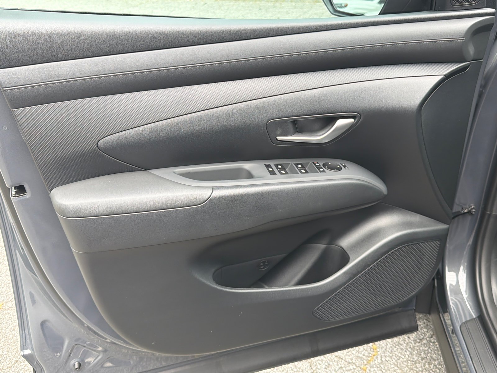 New 2026 Ecotronic Gray Hyundai SE image 11