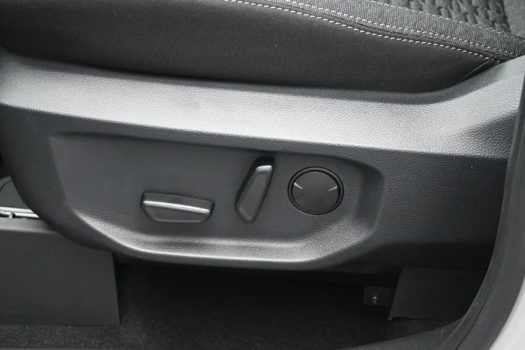 New 2026 Avalanche Ford XLT image 9