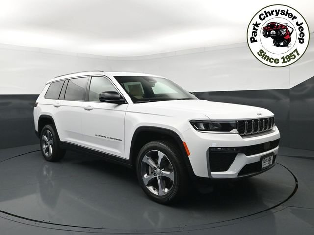 New 2026 Bright White Clear-Coat Exterior Paint Jeep Limited image 4