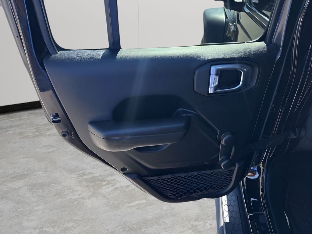Used 2021 Black Jeep Unlimited Sport image 19