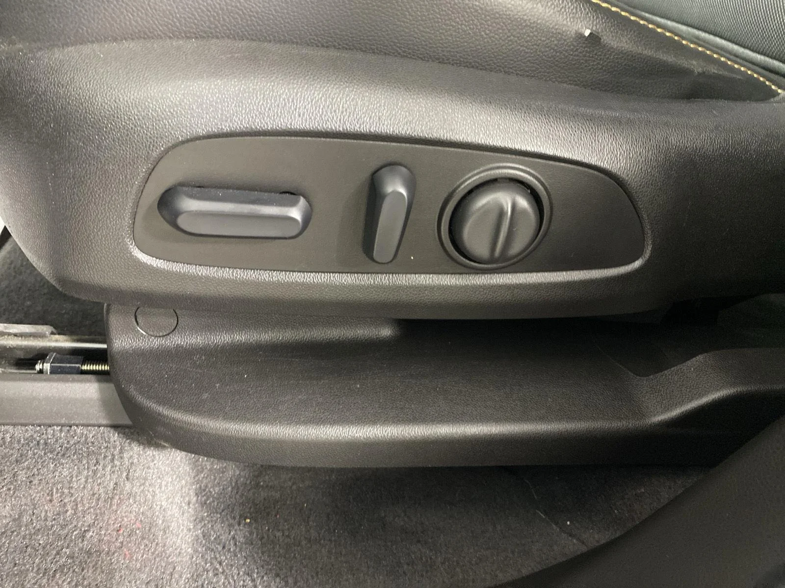 Used 2019 Satin Steel Metallic Chevrolet Premier image 14