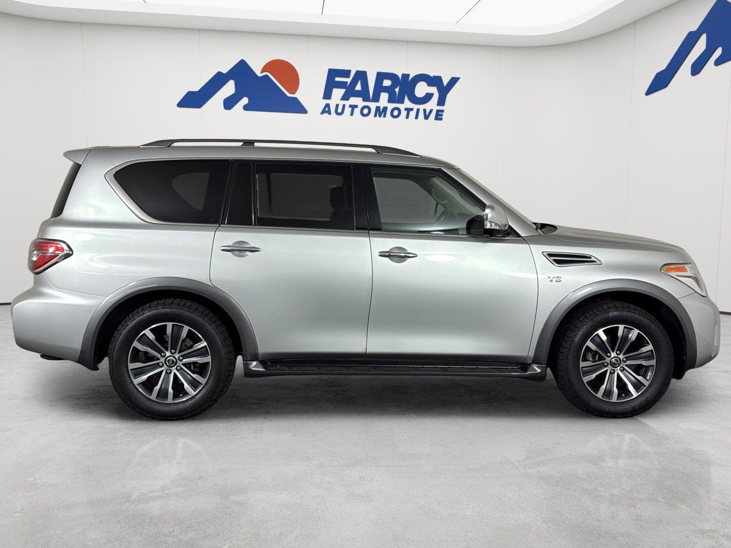 Used 2019 Brilliant Silver Metallic Nissan SL image 7