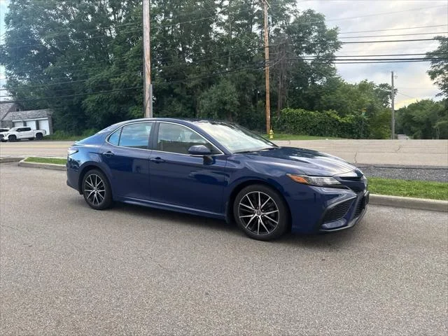 Certified Used 2023 RESERVOIR BLUE Toyota  image 4