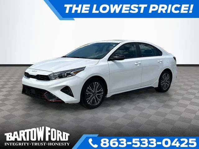 Used 2023 White Kia GT-Line image 1