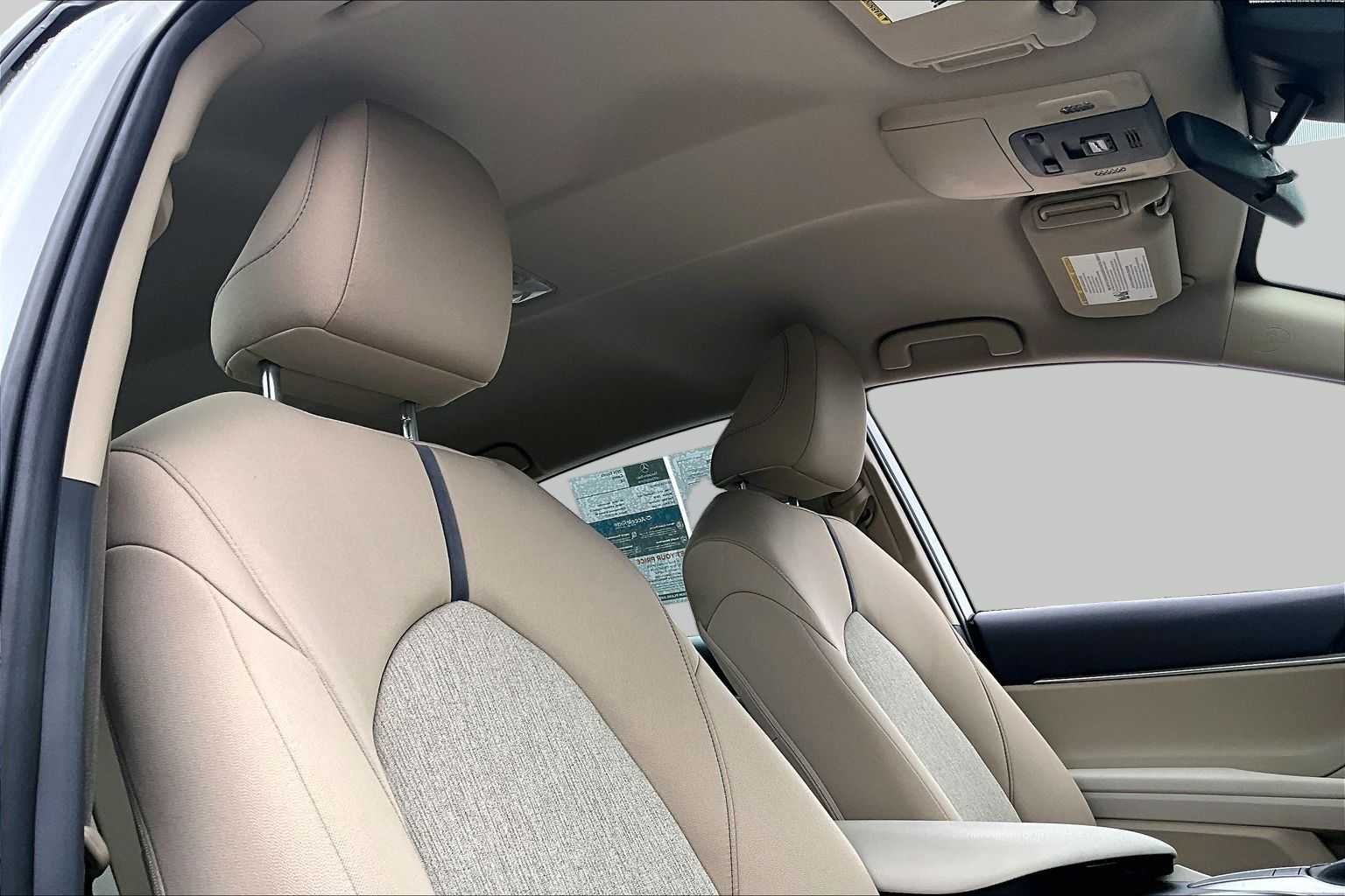 Used 2024 Ice Cap Toyota LE image 22