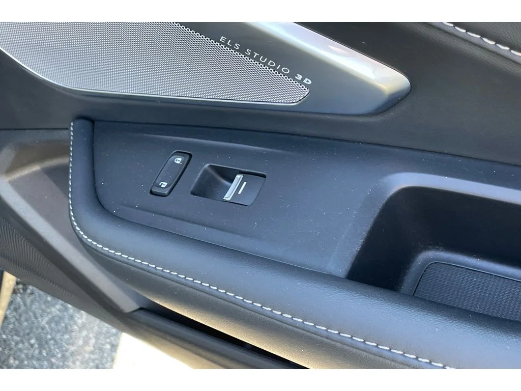 Used 2020 Majestic Black Pearl Acura w/Advance Pkg image 21