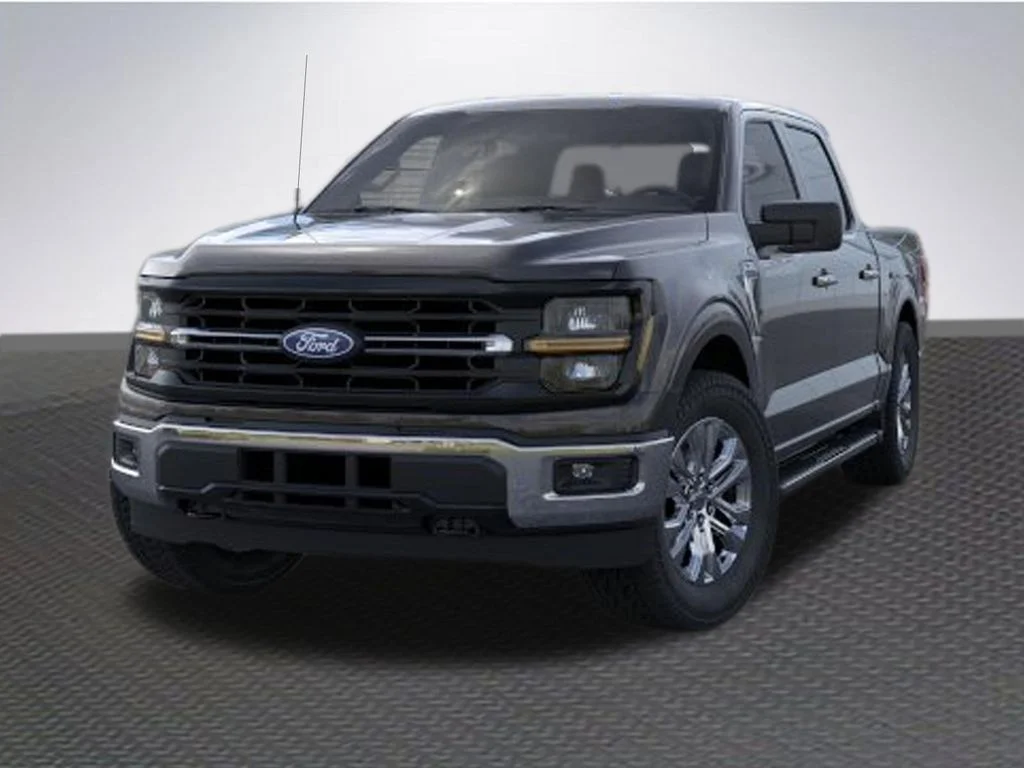 New 2026 Black Ford XLT image 2