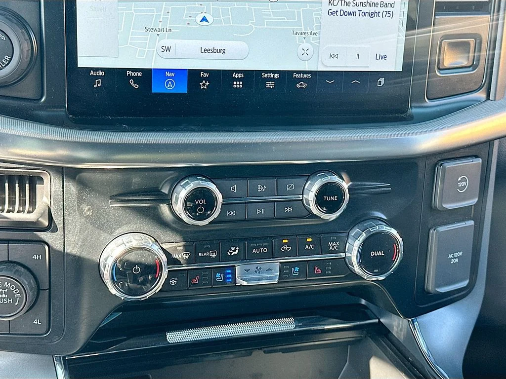 2024 Ford F-150 Lariat - Photo 16