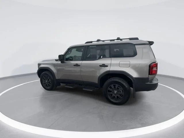 Used 2025 Brown Toyota Base image 6